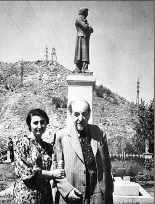 Մարո Մարգարյանն ու Ավետիք Իսահակյանը